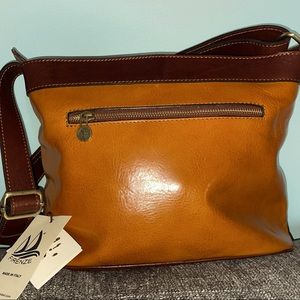 Firenze Italy Genuine Leather Pellatterie DD Handbag w/ Adjustable Straps